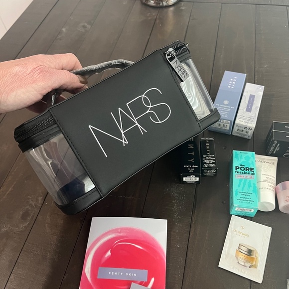 Mini & Sample Bundle NARS Victoria Beckham Estée Lauder FENTY Benefit - Picture 2 of 16